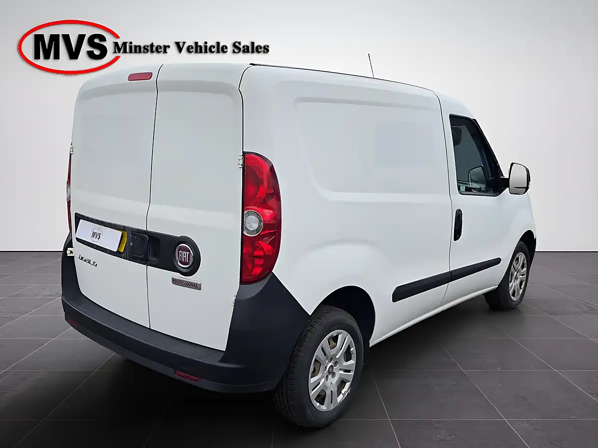 Used 2020 Fiat Doblo Cargo White - Interior and Exterior details 5