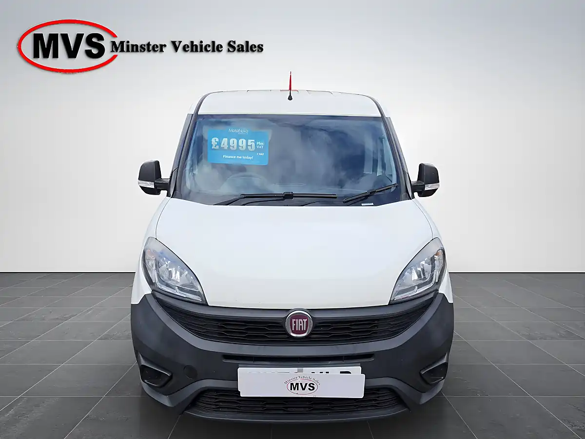 Used 2020 Fiat Doblo Cargo White - Interior and Exterior details 7