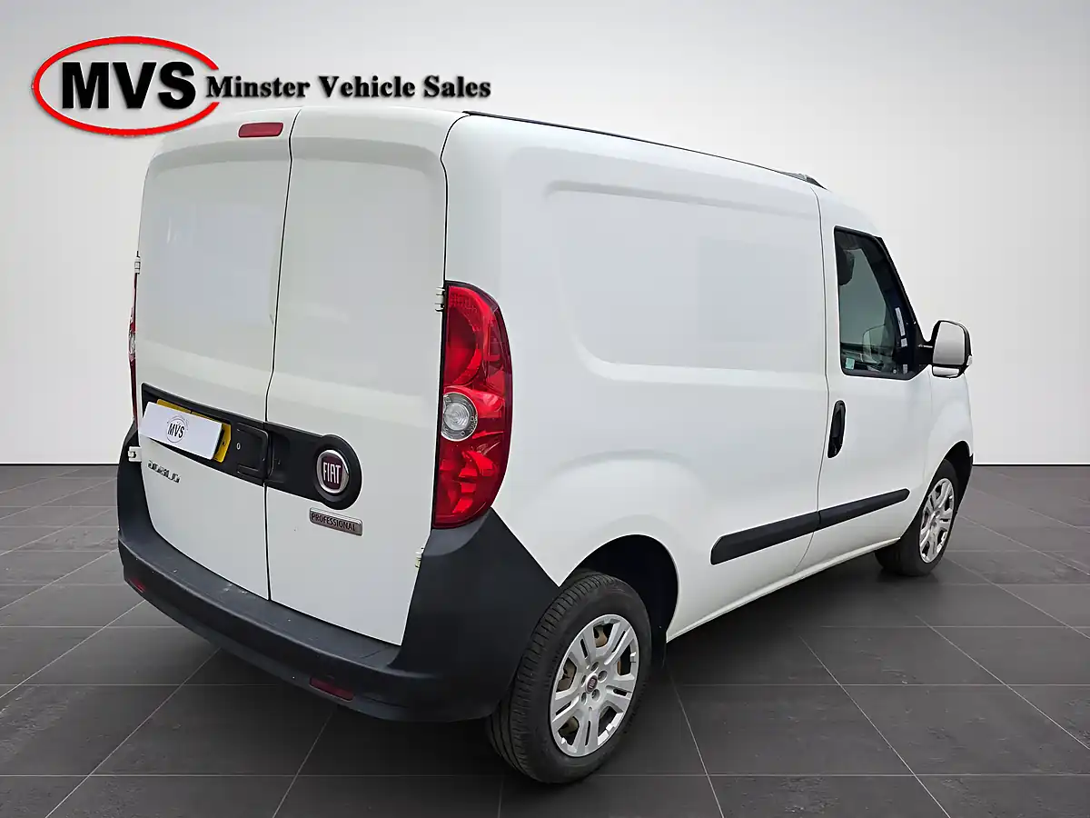 Used 2020 Fiat Doblo Cargo White - Interior and Exterior details 5