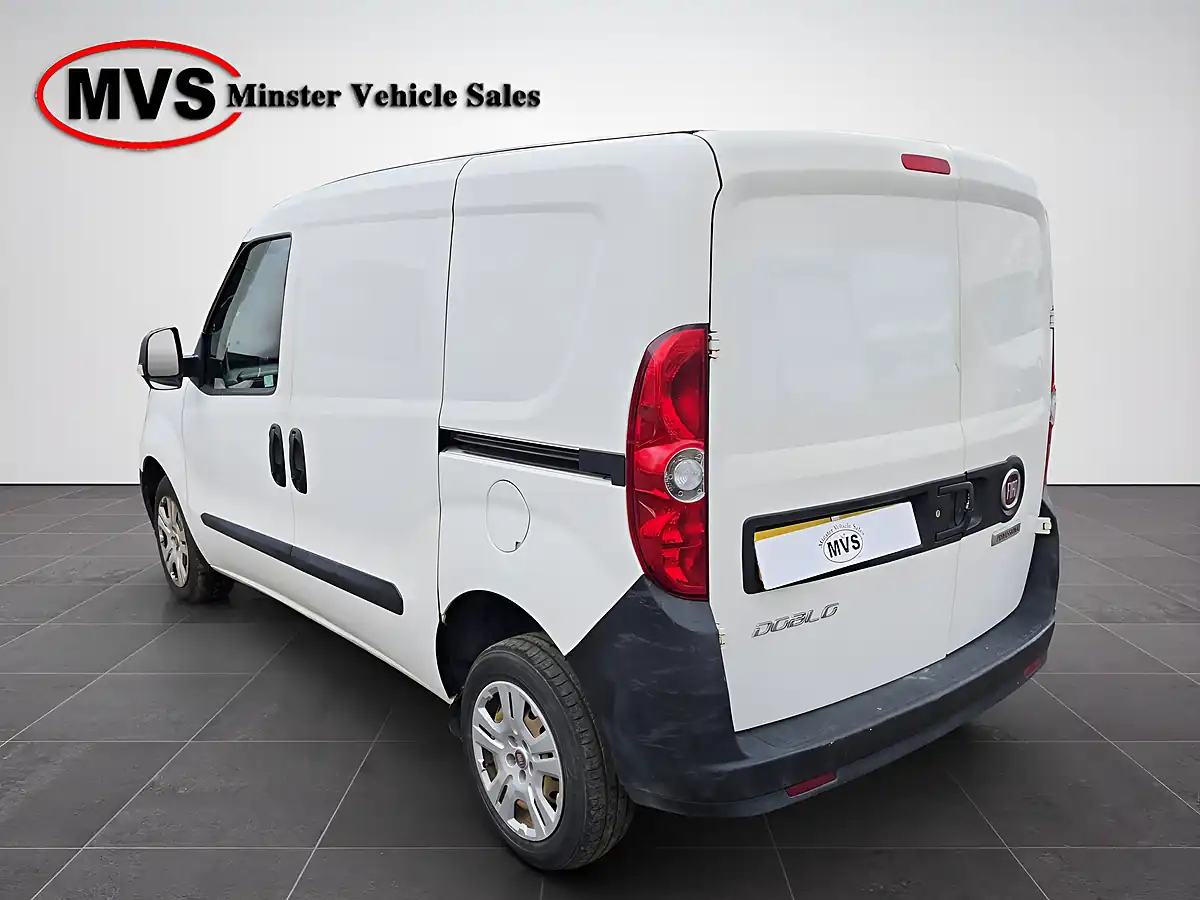 Used 2020 Fiat Doblo Cargo White - Interior and Exterior details 6