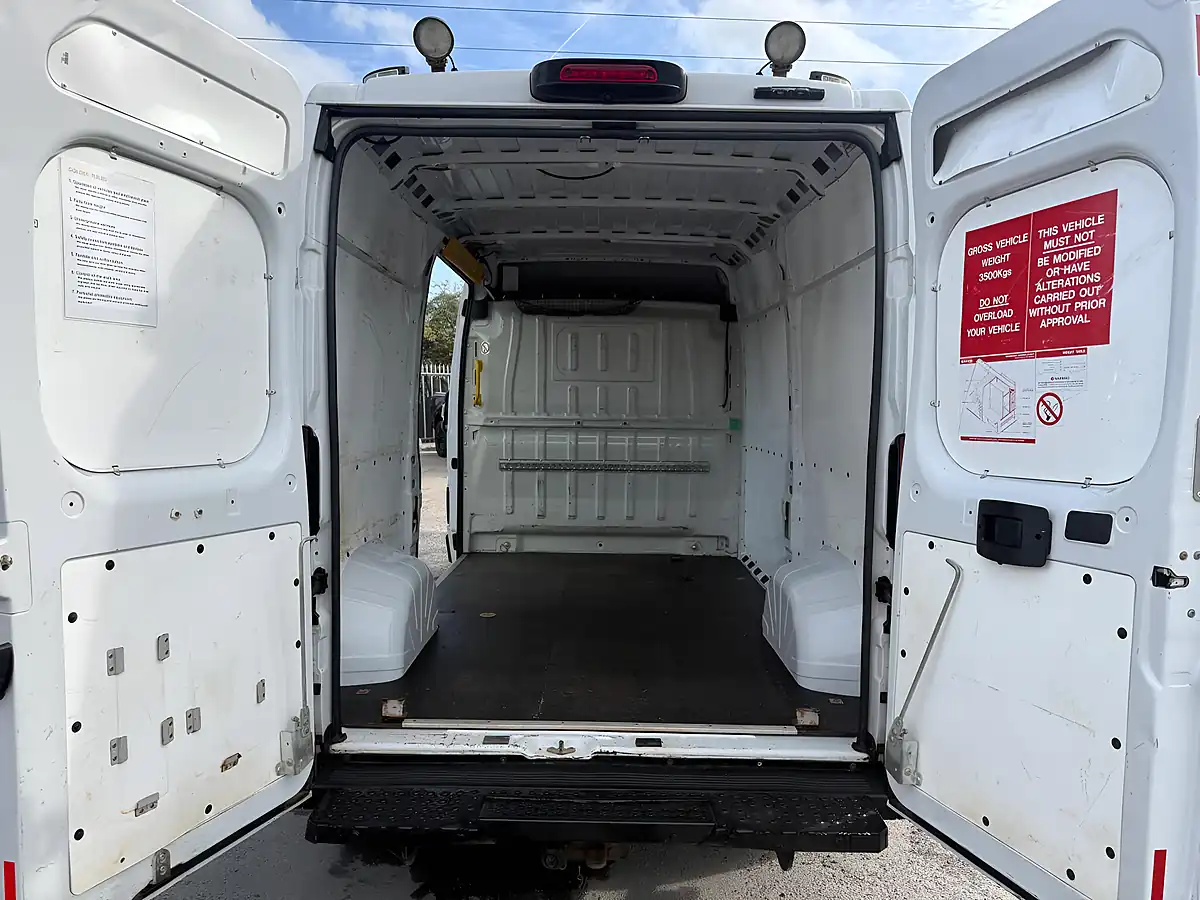 Used 2020 Fiat Ducato 35 Maxi M H2 White - Interior and Exterior details 10