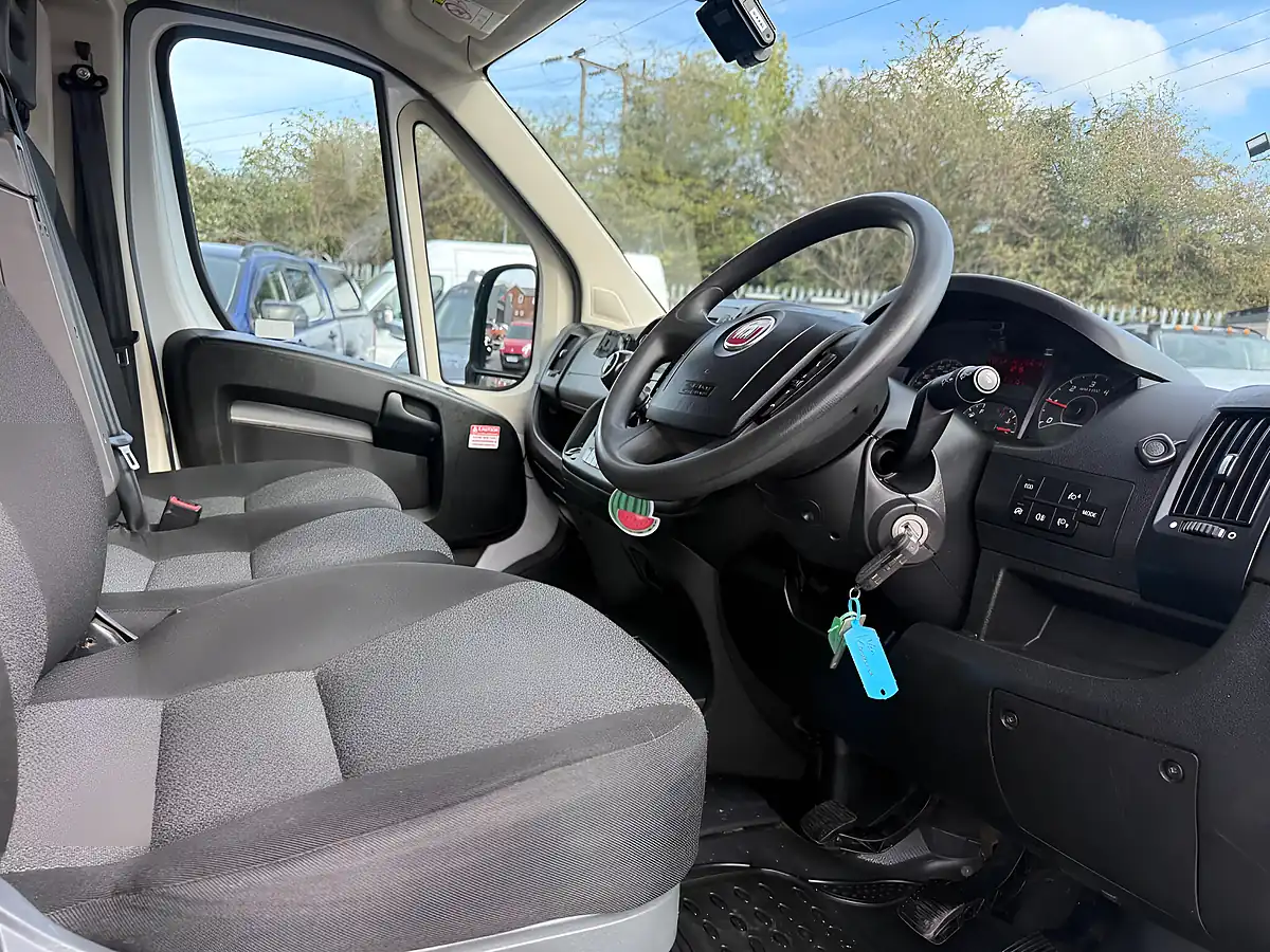 Used 2020 Fiat Ducato 35 Maxi M H2 White - Interior and Exterior details 12