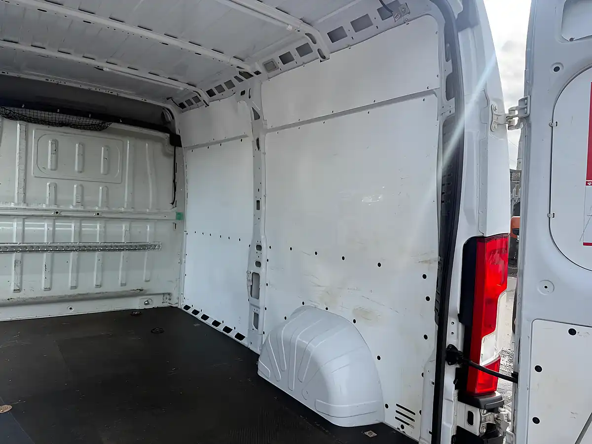 Used 2020 Fiat Ducato 35 Maxi M H2 White - Interior and Exterior details 13