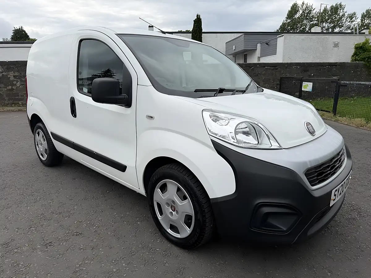 Used 2020 Fiat Fiorino Tecnico White - Interior and Exterior details 11