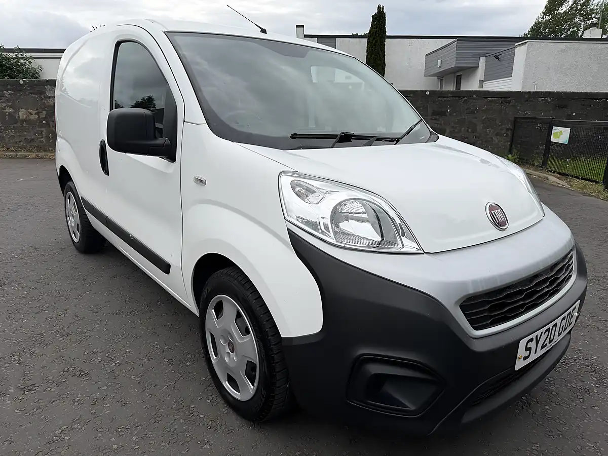 Used 2020 Fiat Fiorino Tecnico White - Interior and Exterior details 3