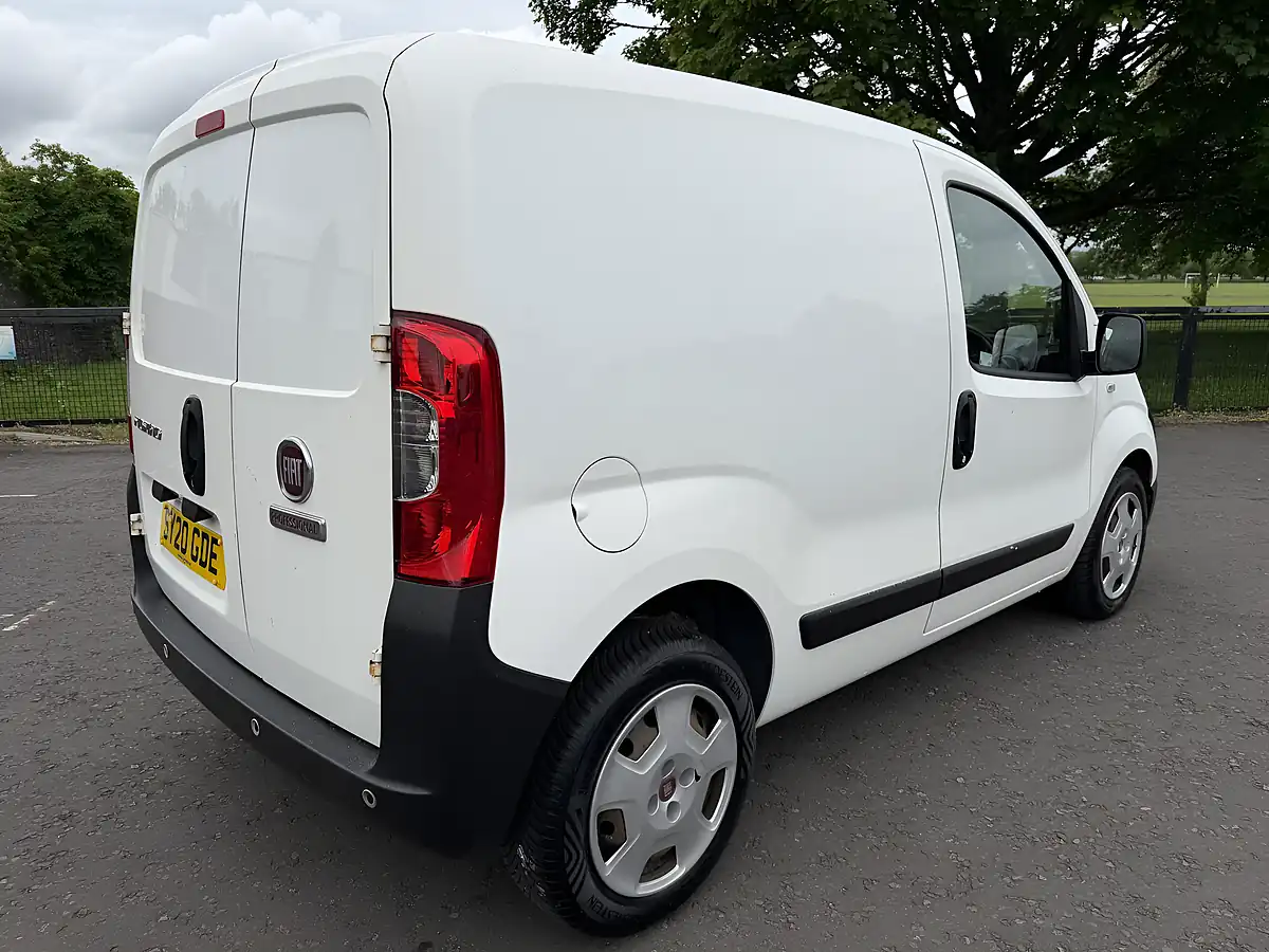 Used 2020 Fiat Fiorino Tecnico White - Interior and Exterior details 9
