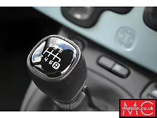 Used 2020 Fiat Panda City Cross Dew Green - Interior and Exterior details 11