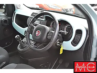 Used 2020 Fiat Panda City Cross Dew Green - Interior and Exterior details 13