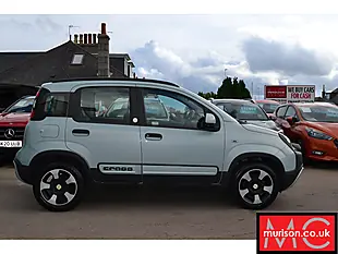 Used 2020 Fiat Panda City Cross Dew Green - Interior and Exterior details 16
