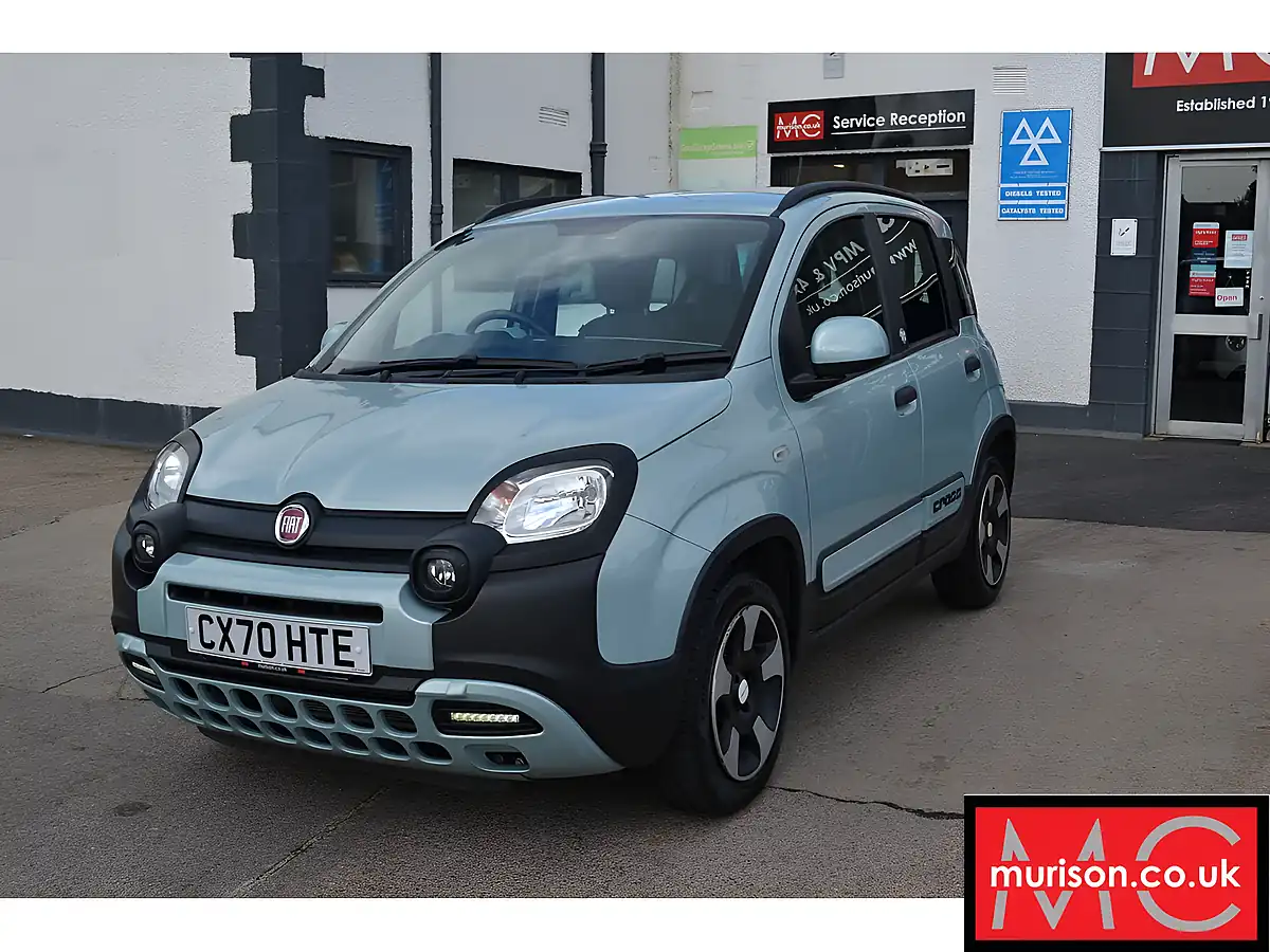 Used 2020 Fiat Panda City Cross Dew Green - Interior and Exterior details 4