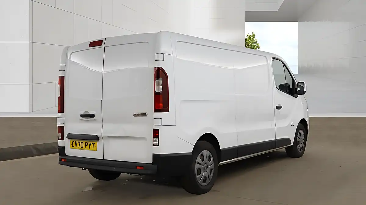 Used 2020 Fiat Talento Tecnico Lwb White - Interior and Exterior details 5