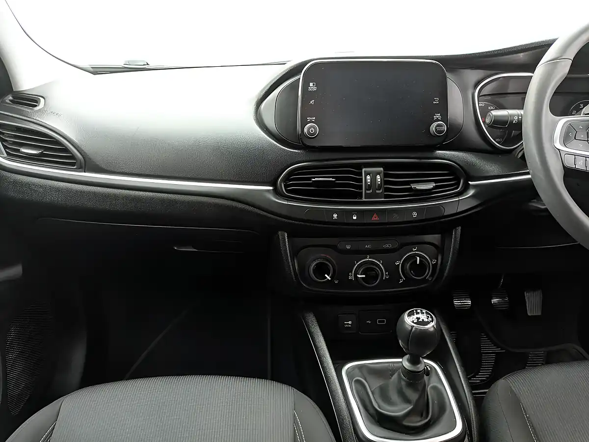 Used 2020 Fiat Tipo Mirror Mirror Blue - Interior and Exterior details 18