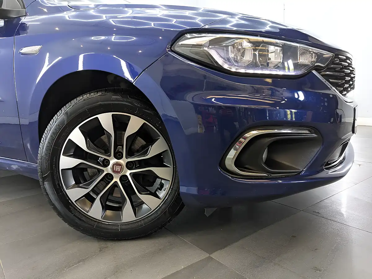 Used 2020 Fiat Tipo Mirror Mirror Blue - Interior and Exterior details 2