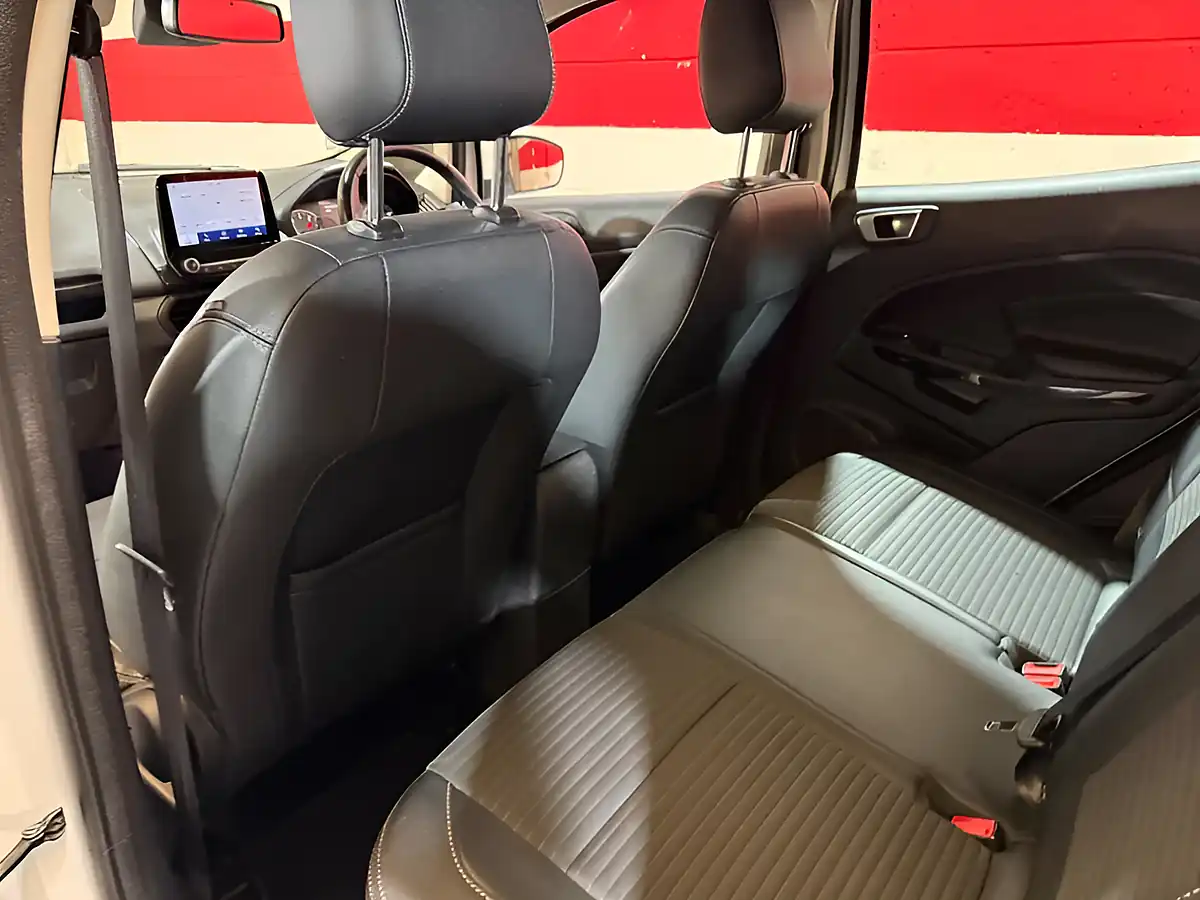 Used 2020 Ford Ecosport Titanium White - Interior and Exterior details 12