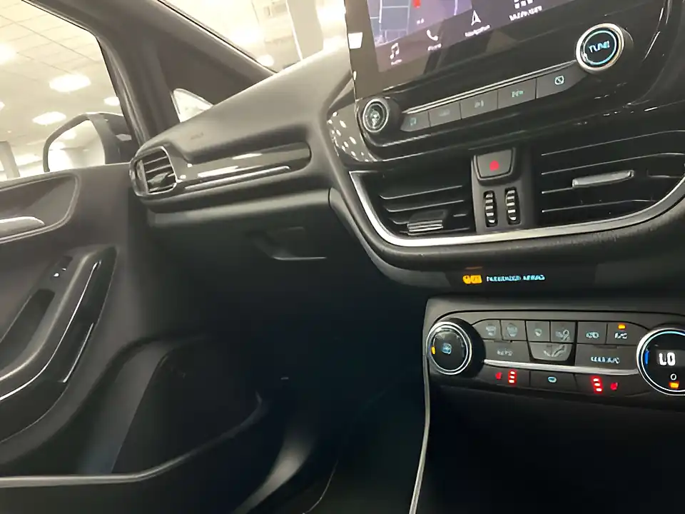 Used 2020 Ford Fiesta ST-2 Black - Interior and Exterior details 16
