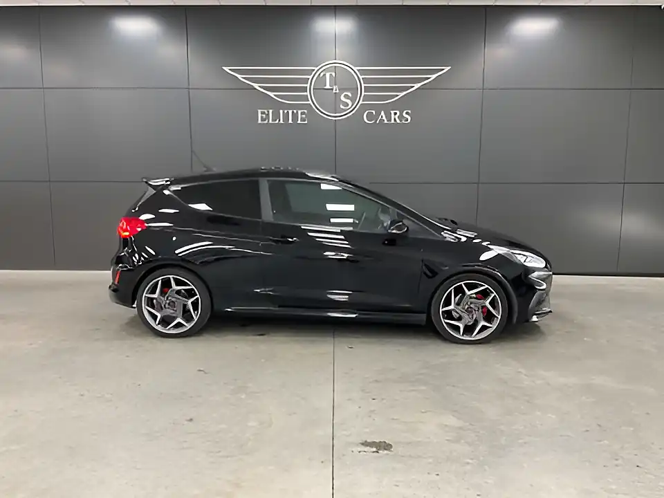 Used 2020 Ford Fiesta ST-2 Black - Interior and Exterior details 2