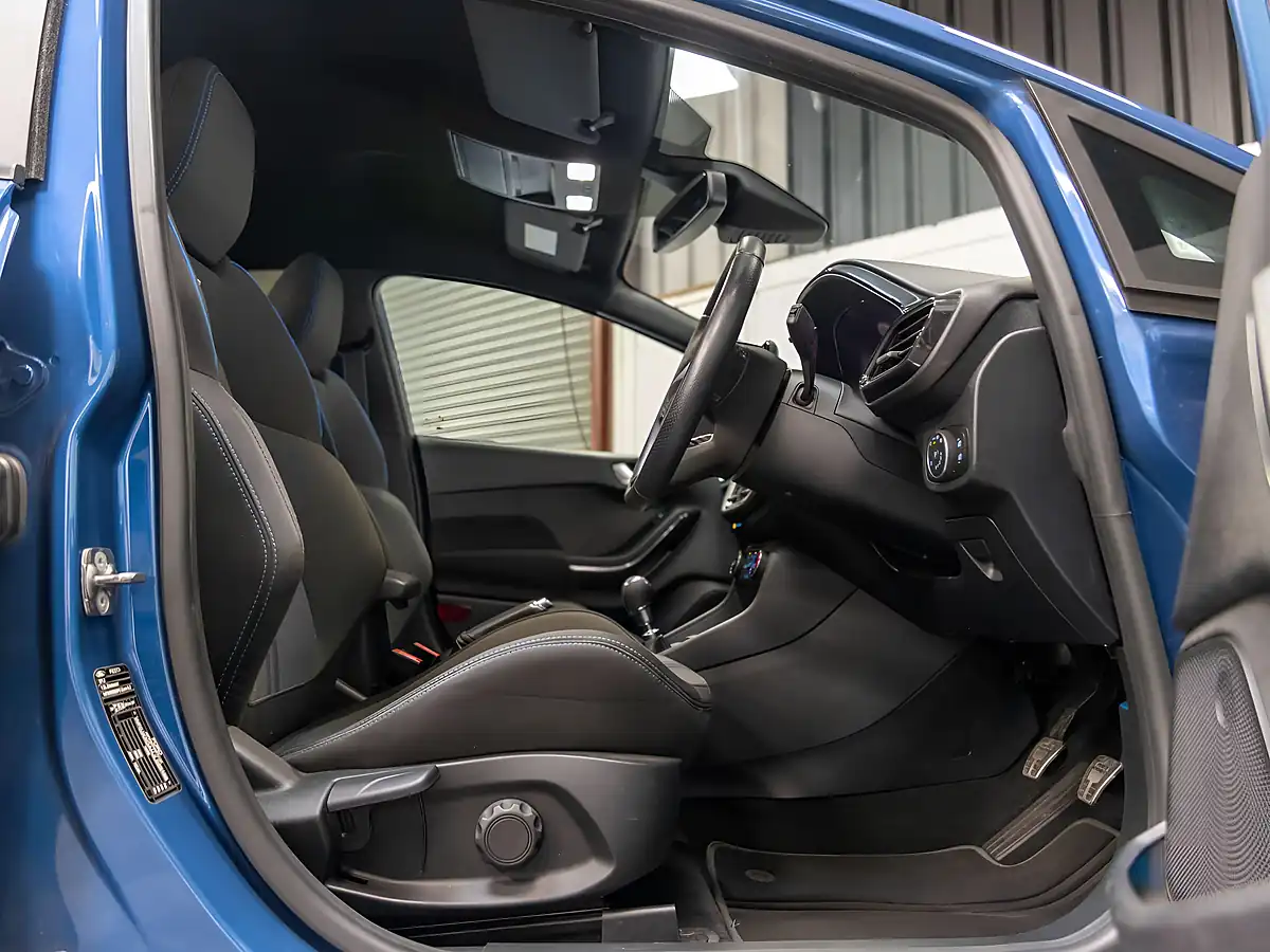 Used 2020 Ford Fiesta ST-2 Blue - Interior and Exterior details 11