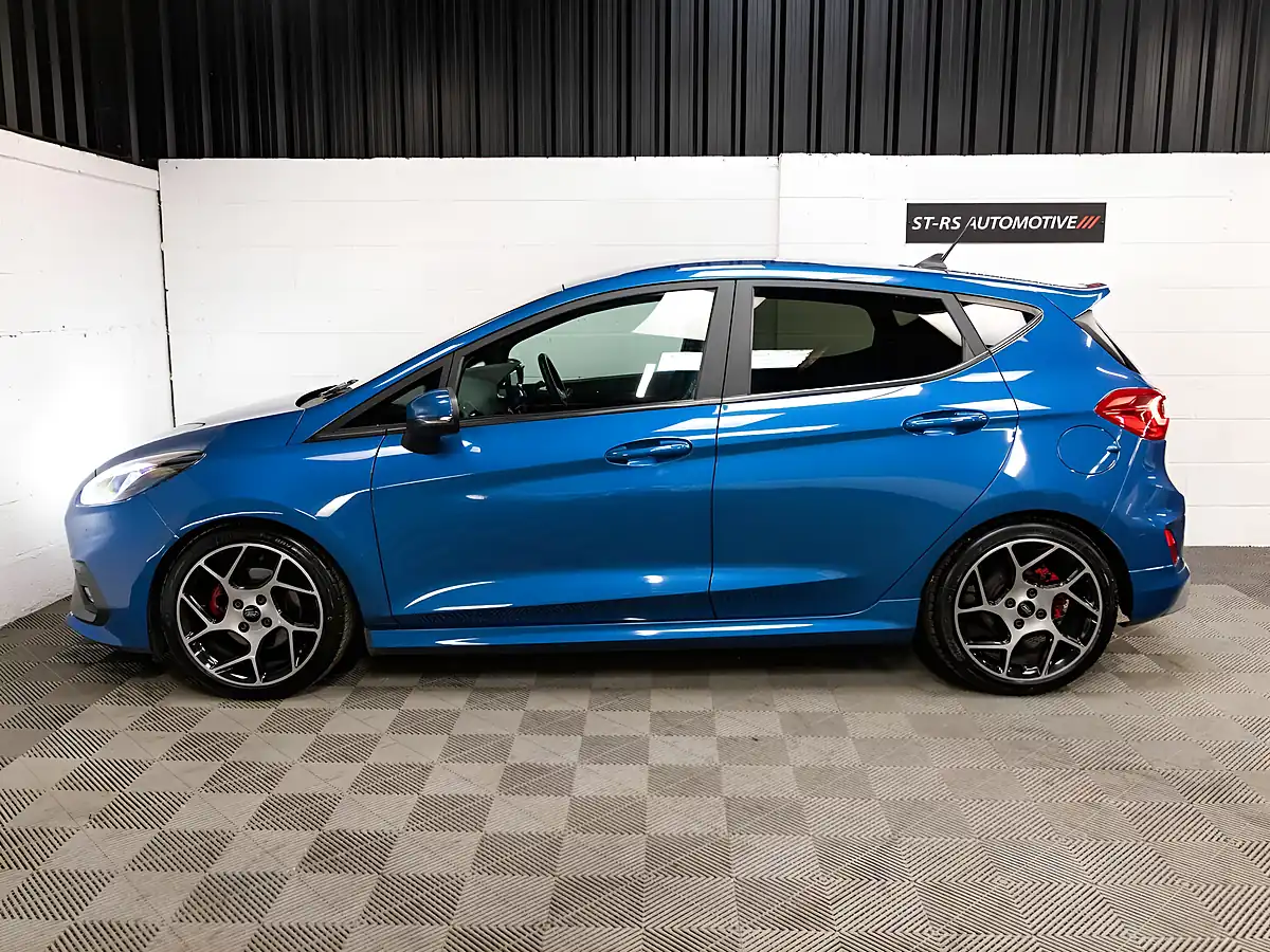 Used 2020 Ford Fiesta ST-2 Blue - Interior and Exterior details 4