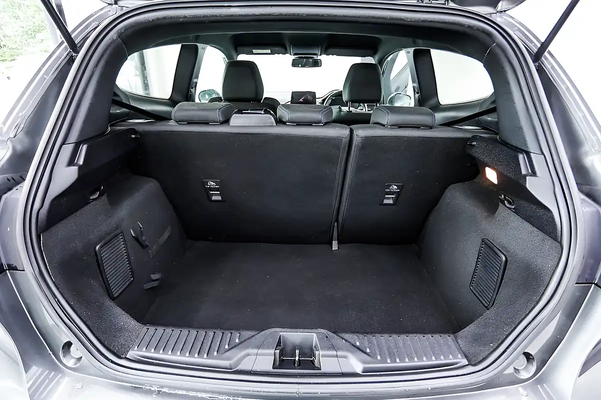 Used 2020 Ford Fiesta ST-2 Grey - Interior and Exterior details 19