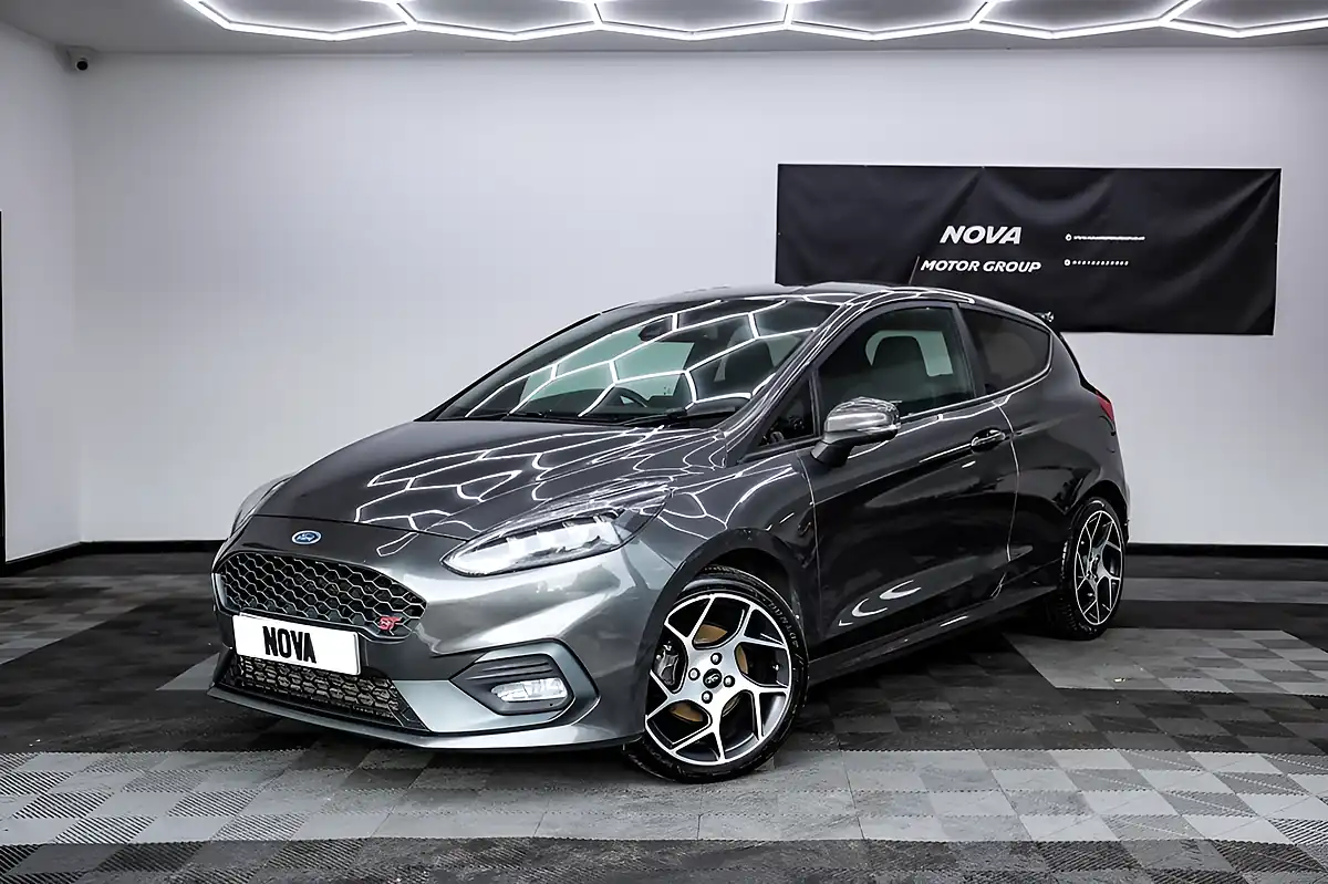 Used 2020 Ford Fiesta ST-2 Grey - Interior and Exterior details 2
