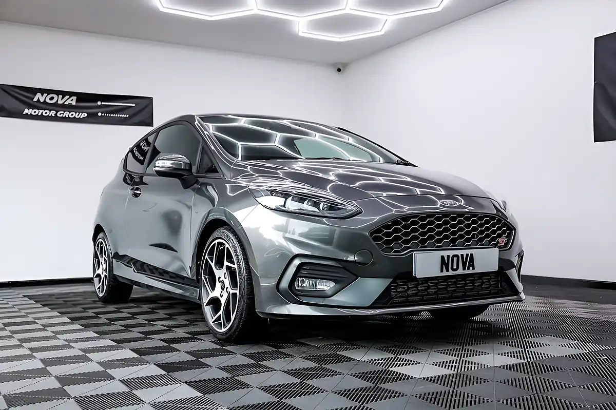 Used 2020 Ford Fiesta ST-2 Grey - Interior and Exterior details 3