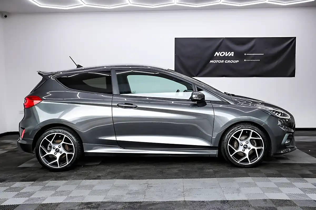 Used 2020 Ford Fiesta ST-2 Grey - Interior and Exterior details 5