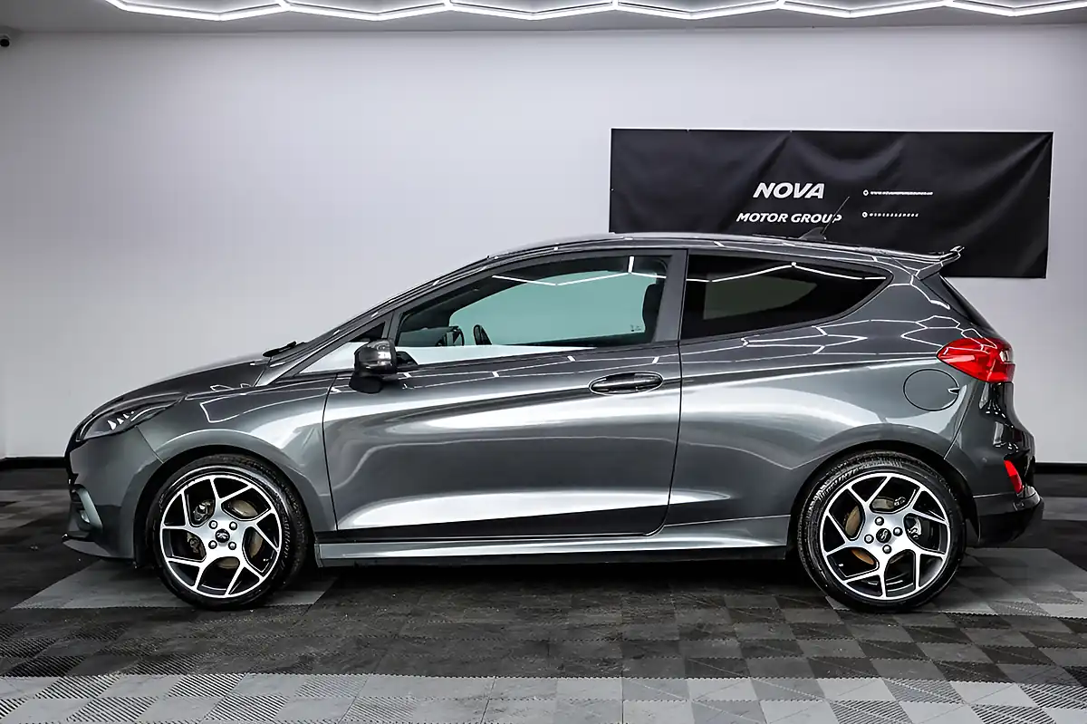 Used 2020 Ford Fiesta ST-2 Grey - Interior and Exterior details 6