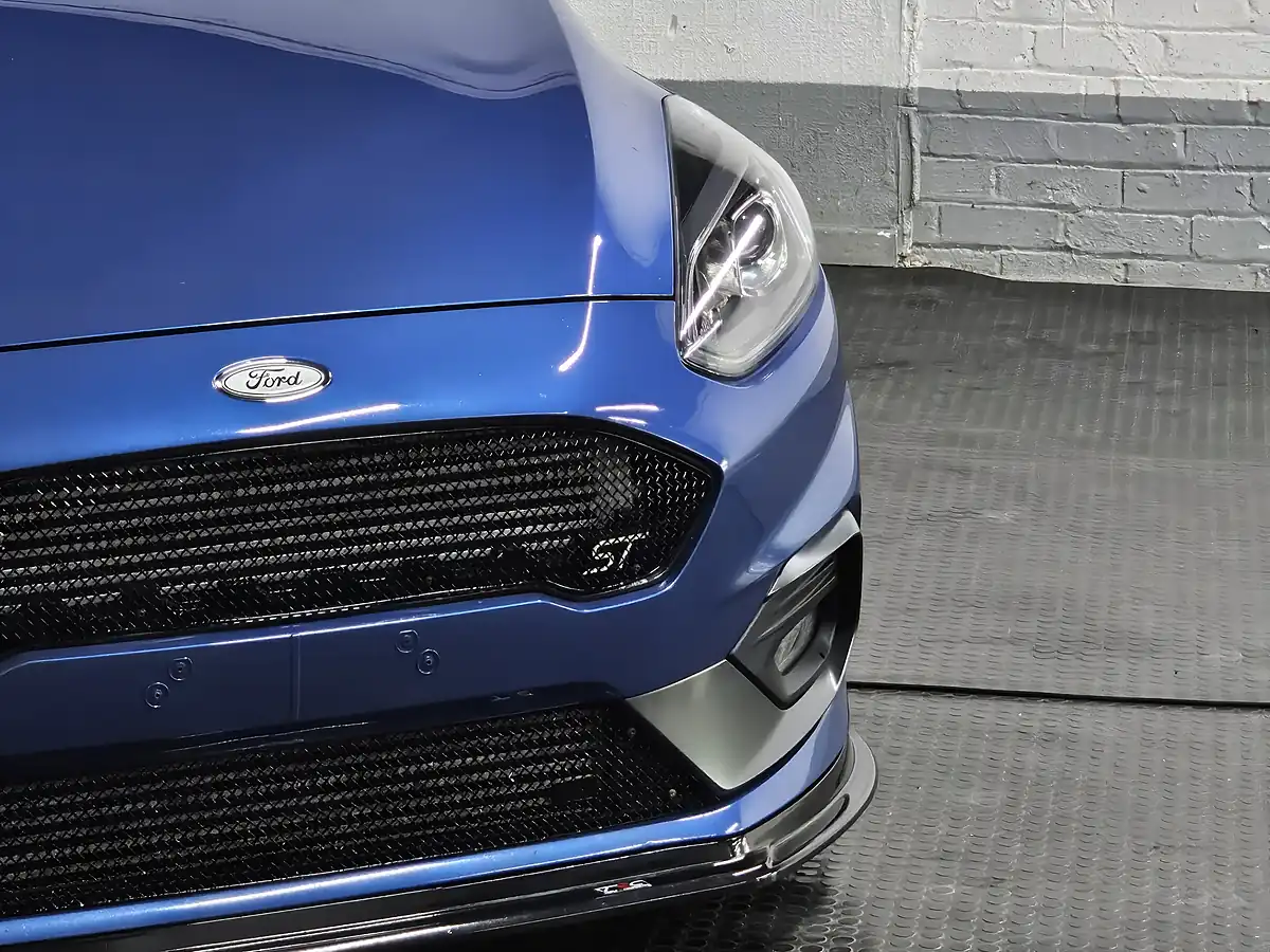 Used 2020 Ford Fiesta ST-2 Performance Blue - Interior and Exterior details 19
