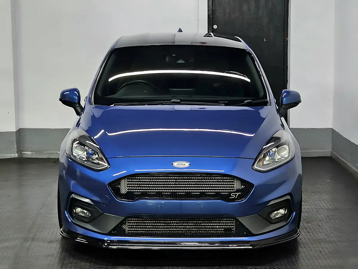 Used 2020 Ford Fiesta ST-2 Performance Blue - Interior and Exterior details 3