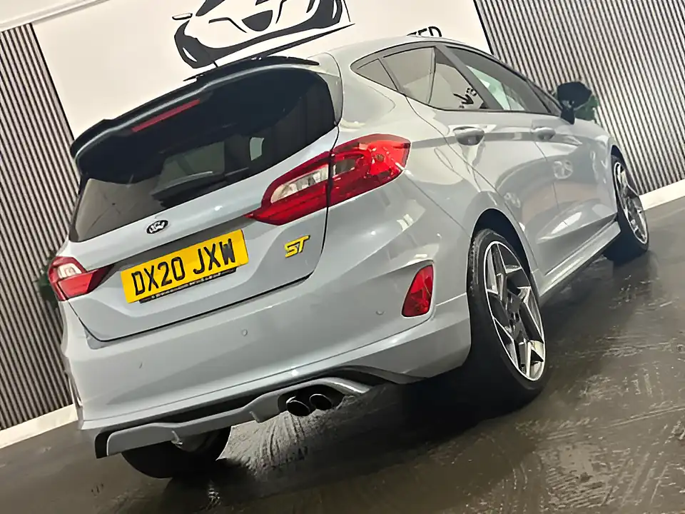 Used 2020 Ford Fiesta ST-2 Silver - Interior and Exterior details 11