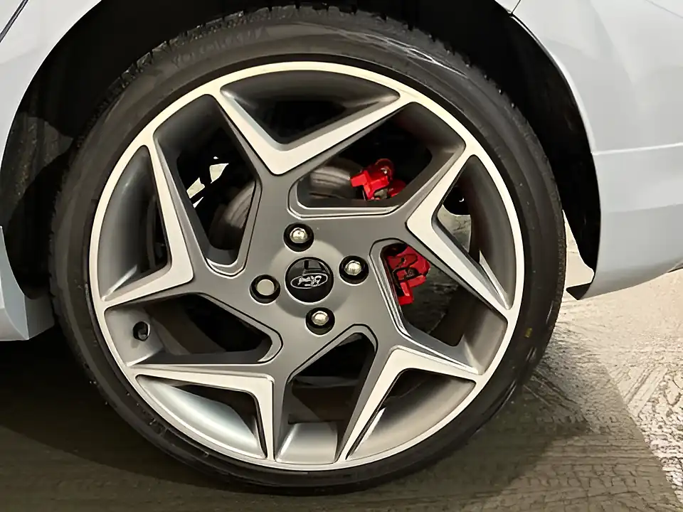 Used 2020 Ford Fiesta ST-2 Silver - Interior and Exterior details 14