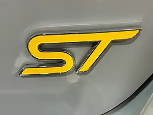 Used 2020 Ford Fiesta ST-2 Silver - Interior and Exterior details 17
