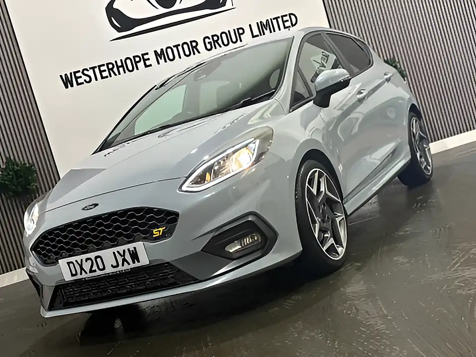 Used 2020 Ford Fiesta ST-2 Silver - Interior and Exterior details 7