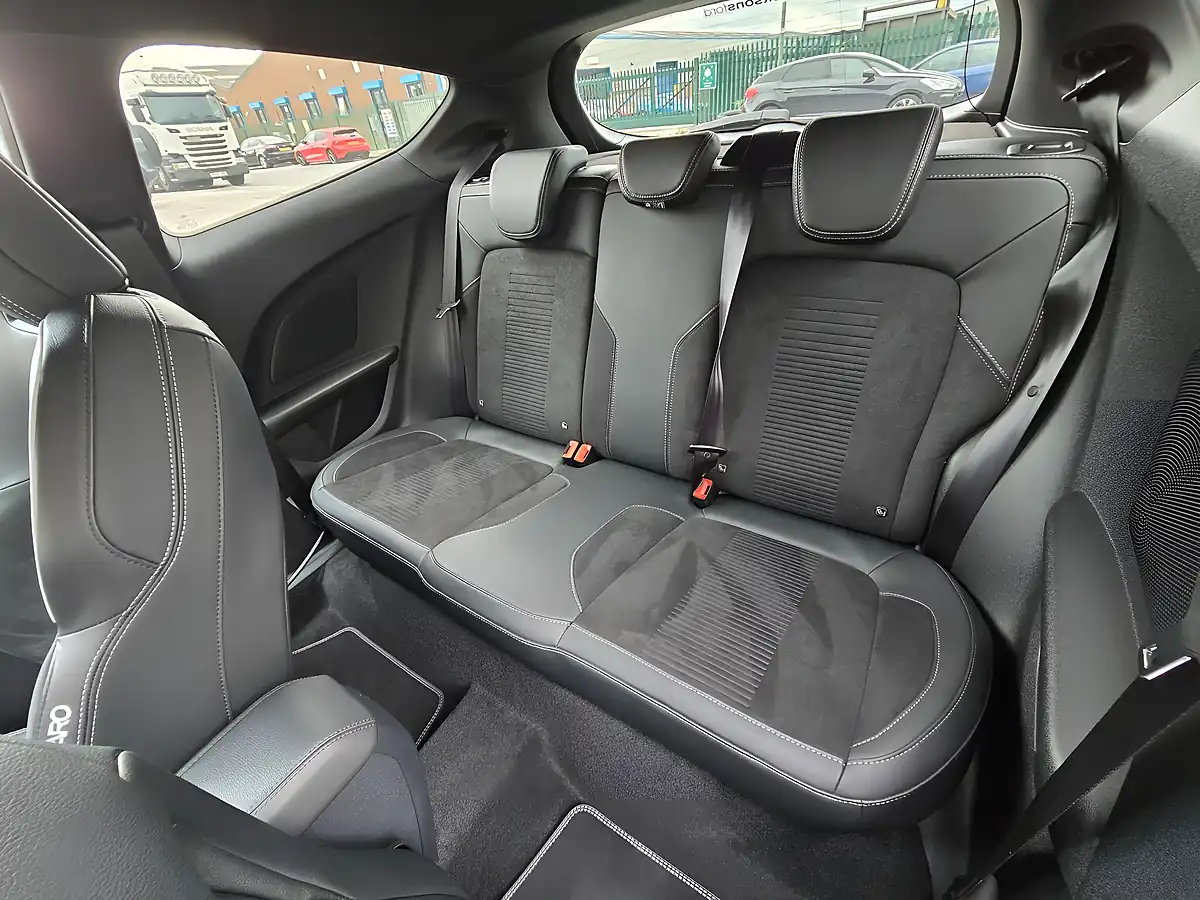 Used 2020 Ford Fiesta ST-3 Black - Interior and Exterior details 10