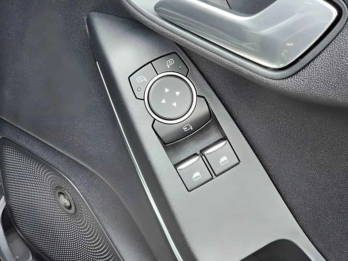 Used 2020 Ford Fiesta ST-3 Black - Interior and Exterior details 15