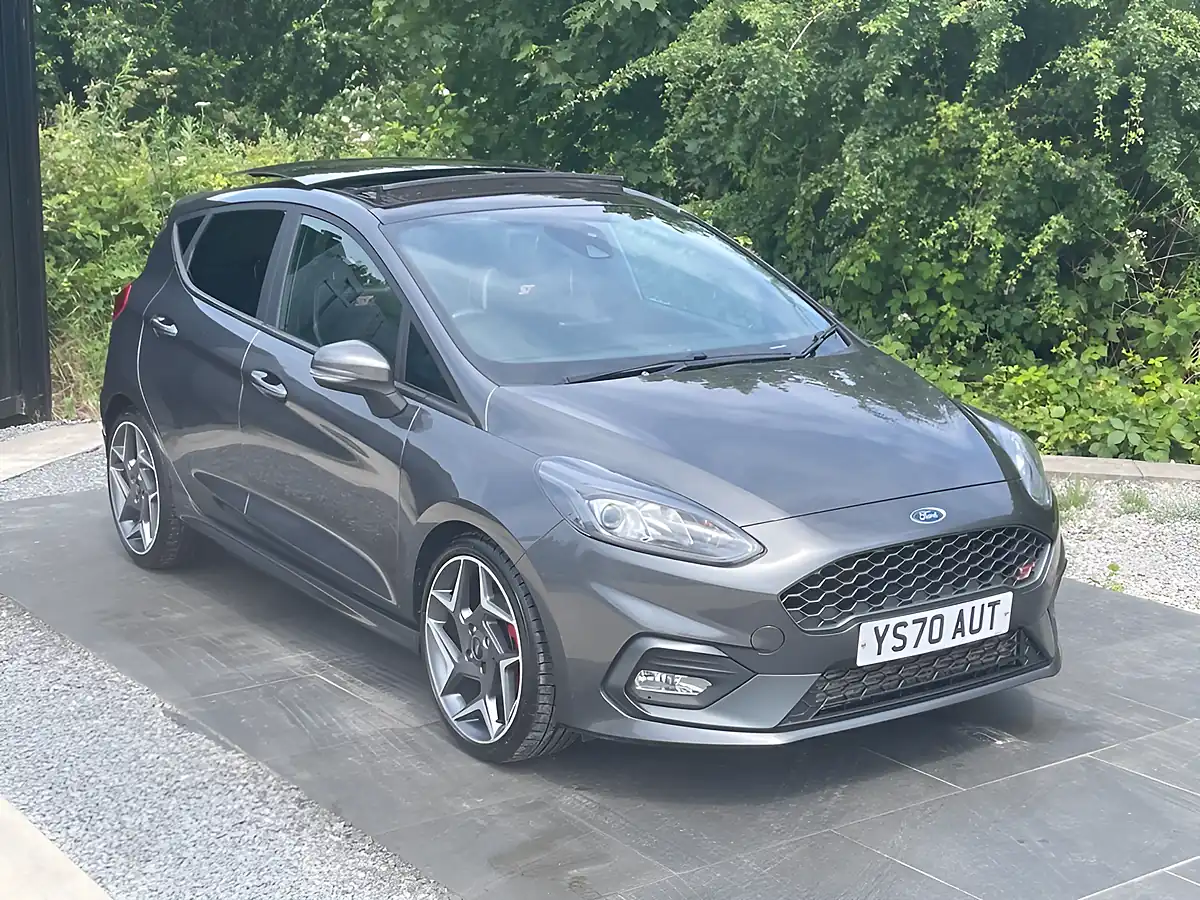 Used 2020 Ford Fiesta ST-3 Grey - Interior and Exterior details 12