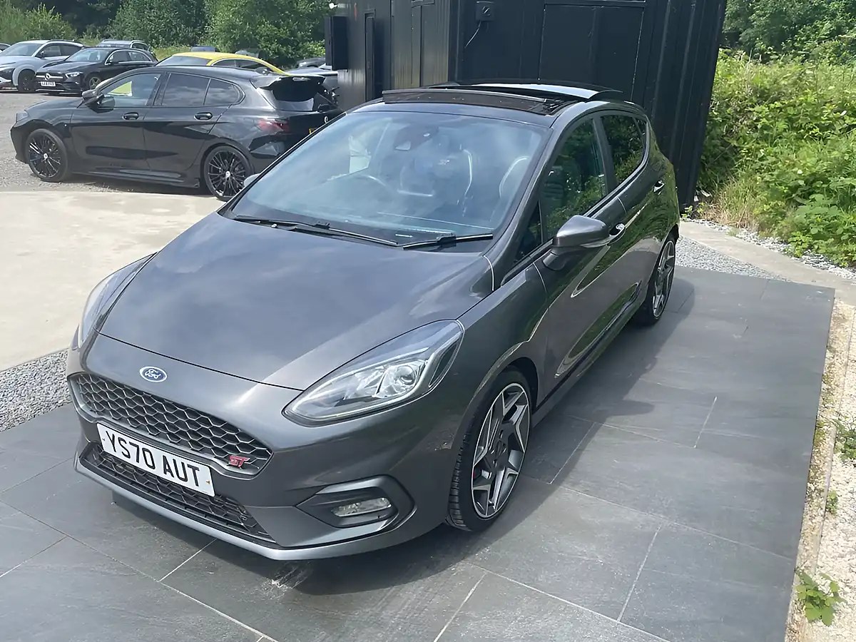 Used 2020 Ford Fiesta ST-3 Grey - Interior and Exterior details 14