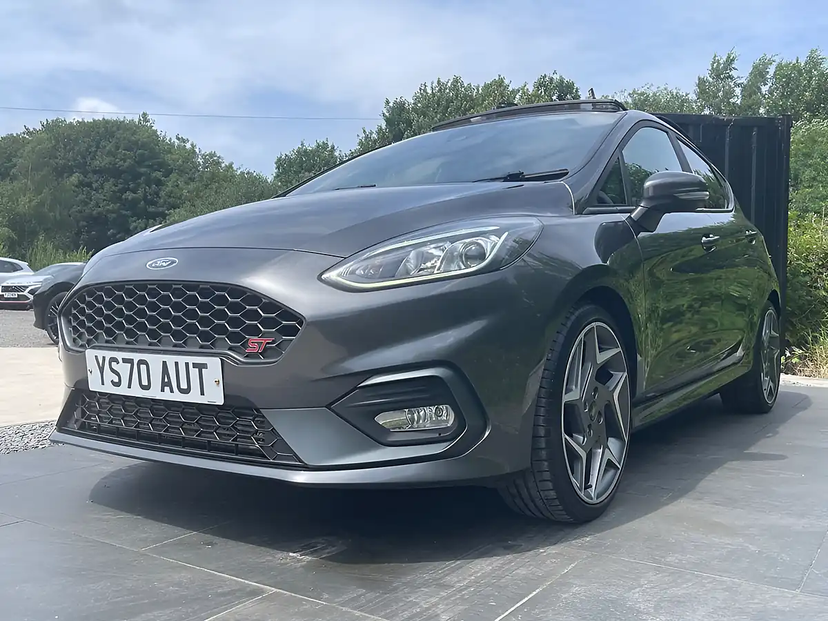Used 2020 Ford Fiesta ST-3 Grey - Interior and Exterior details 18
