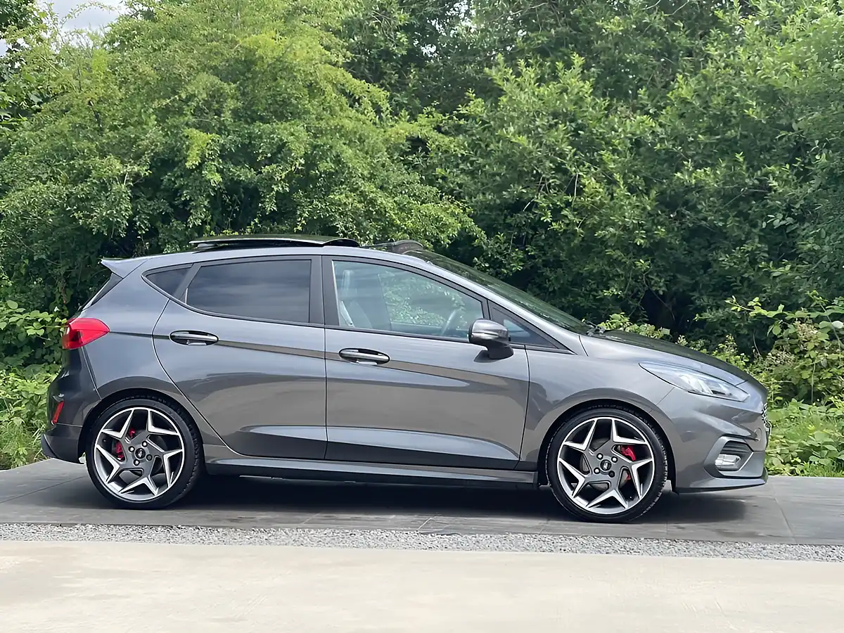 Used 2020 Ford Fiesta ST-3 Grey - Interior and Exterior details 3