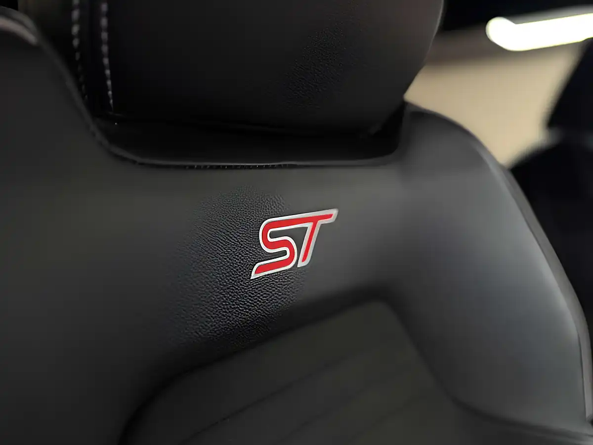 Used 2020 Ford Fiesta ST-3 Grey - Interior and Exterior details 10
