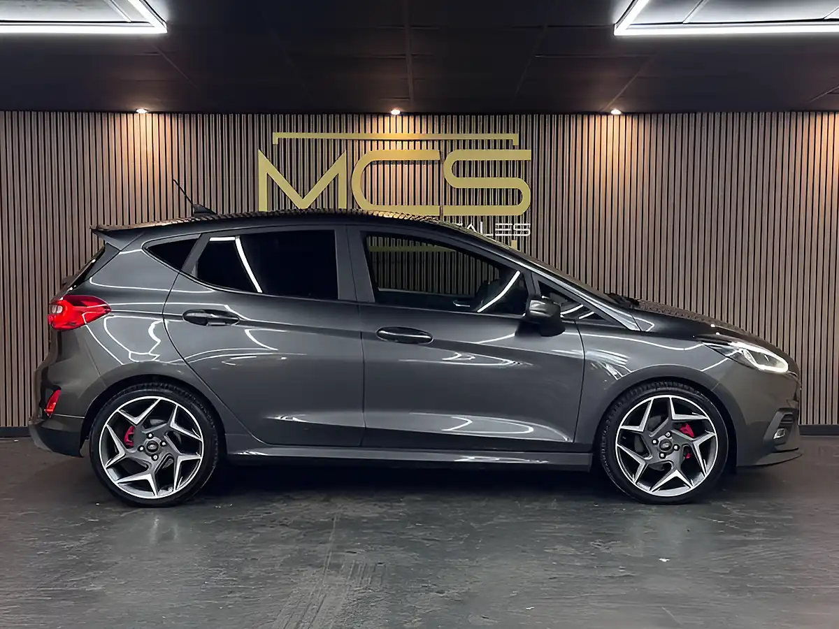 Used 2020 Ford Fiesta ST-3 Grey - Interior and Exterior details 4