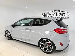 Used 2020 Ford Fiesta ST-3 Silver - Interior and Exterior details 16