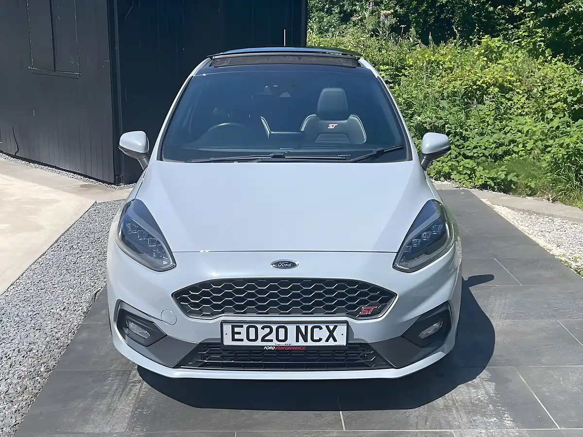 Used 2020 Ford Fiesta ST-3 Silver - Interior and Exterior details 11