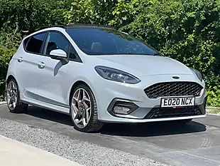 Used 2020 Ford Fiesta ST-3 Silver - Interior and Exterior details 12