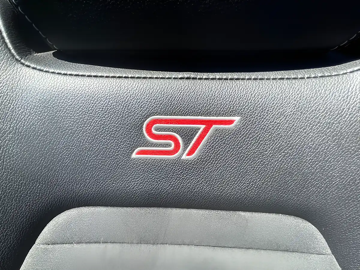 Used 2020 Ford Fiesta ST-3 Silver - Interior and Exterior details 19