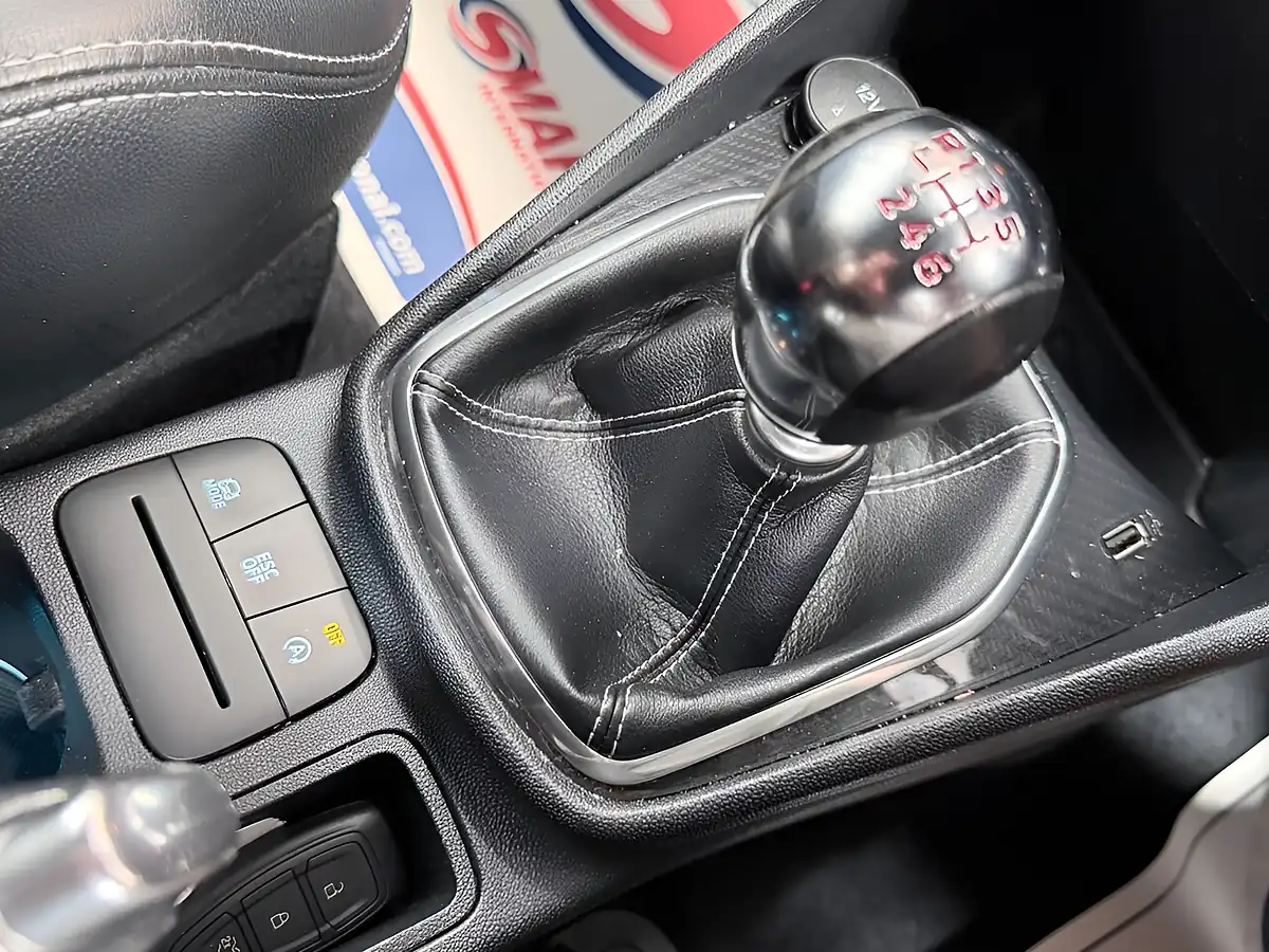 Used 2020 Ford Fiesta ST-3 White - Interior and Exterior details 11