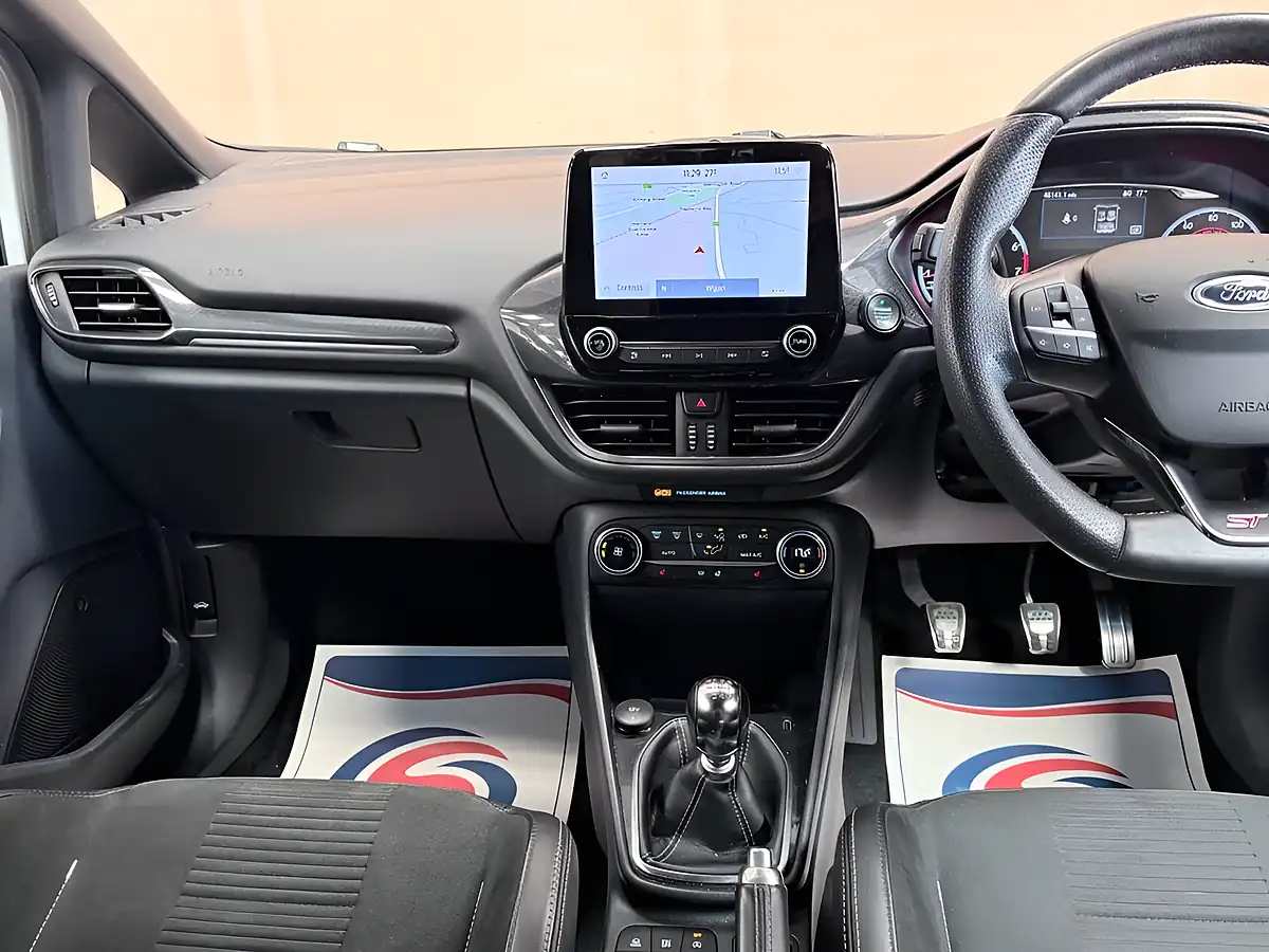 Used 2020 Ford Fiesta ST-3 White - Interior and Exterior details 15
