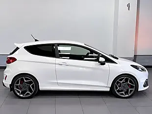 Used 2020 Ford Fiesta ST-3 White - Interior and Exterior details 3