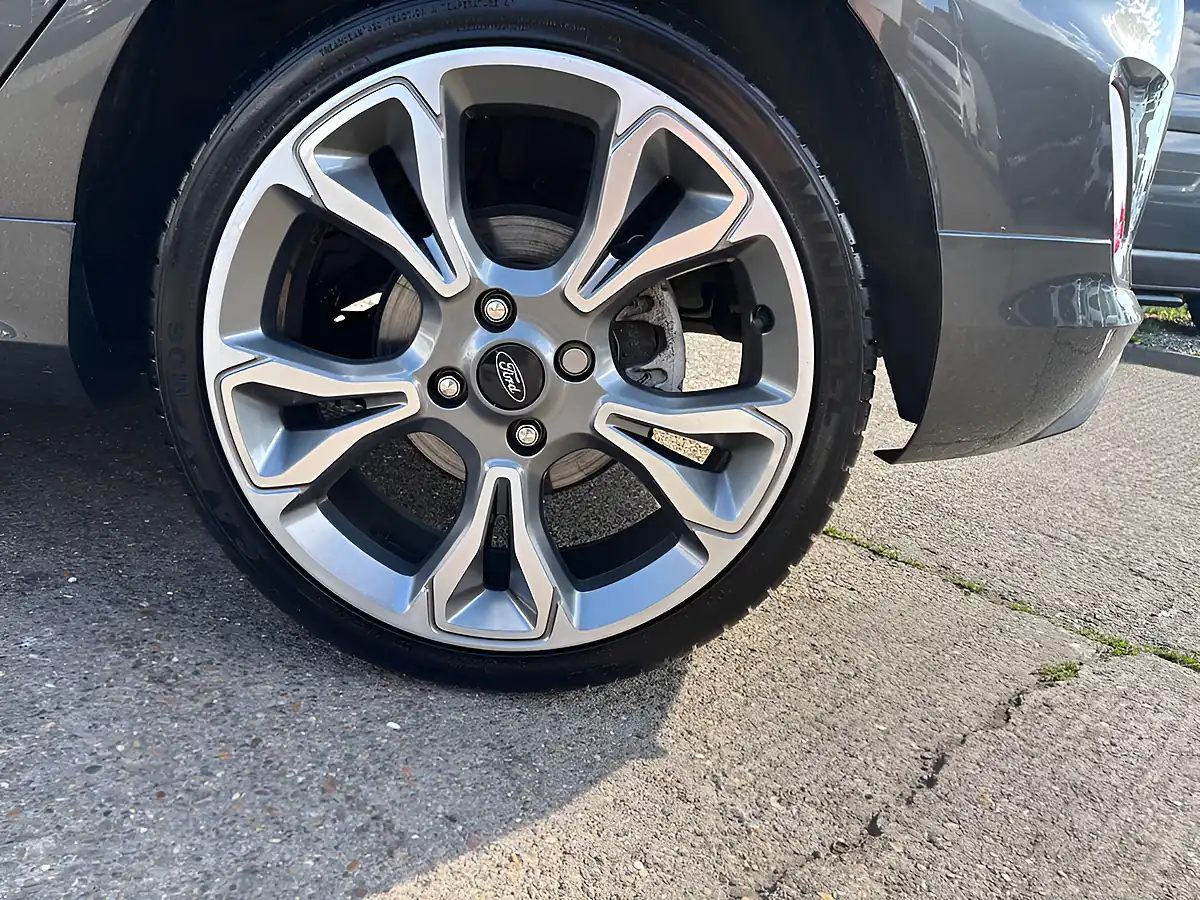Used 2020 Ford Fiesta ST-Line Grey - Interior and Exterior details 5