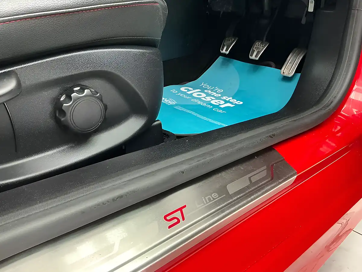 Used 2020 Ford Fiesta ST-Line X Edition Red - Interior and Exterior details 20